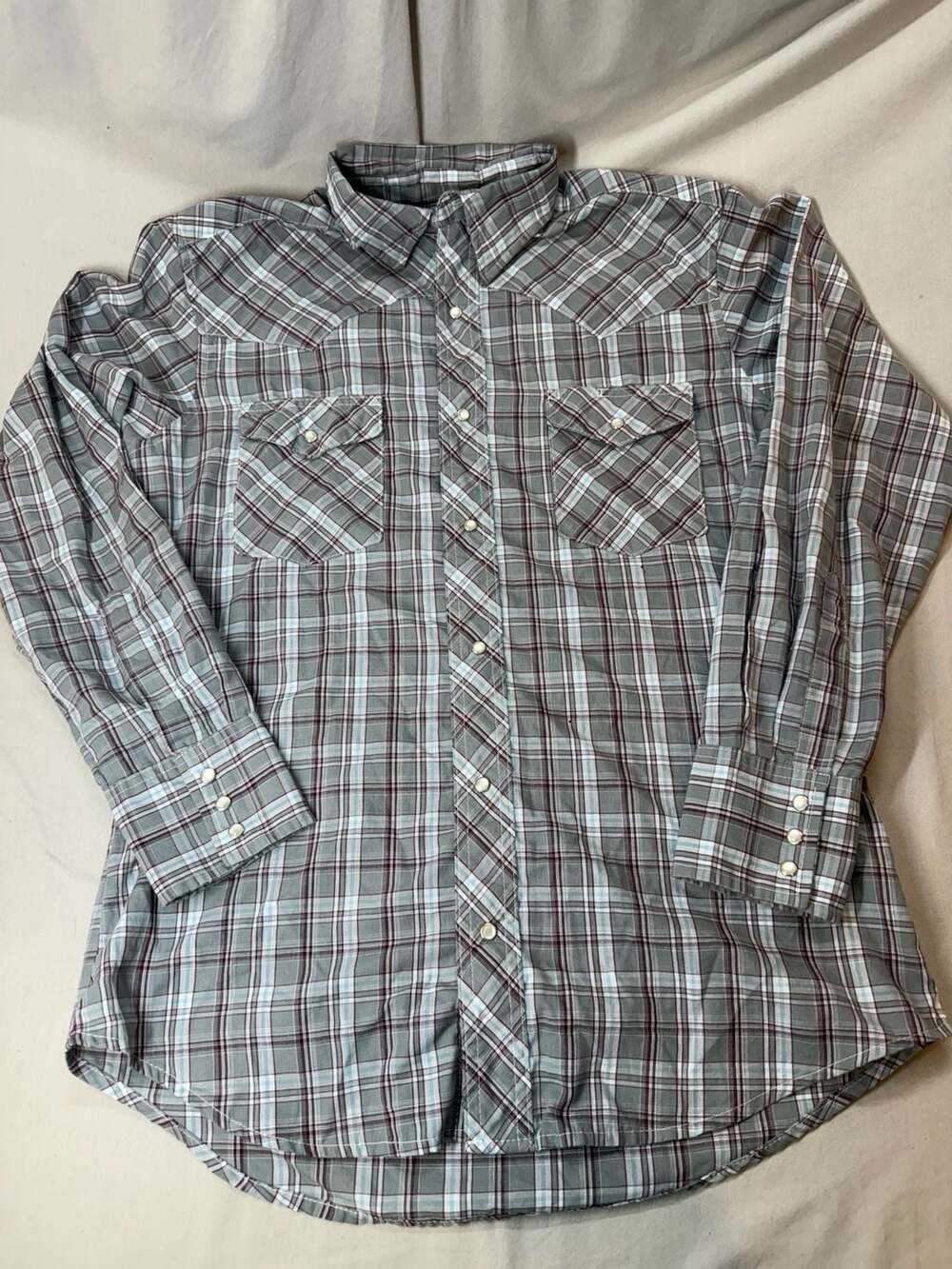 Wrangler Men's Long Sleeve Plaid Pearl Snap Western Shirt